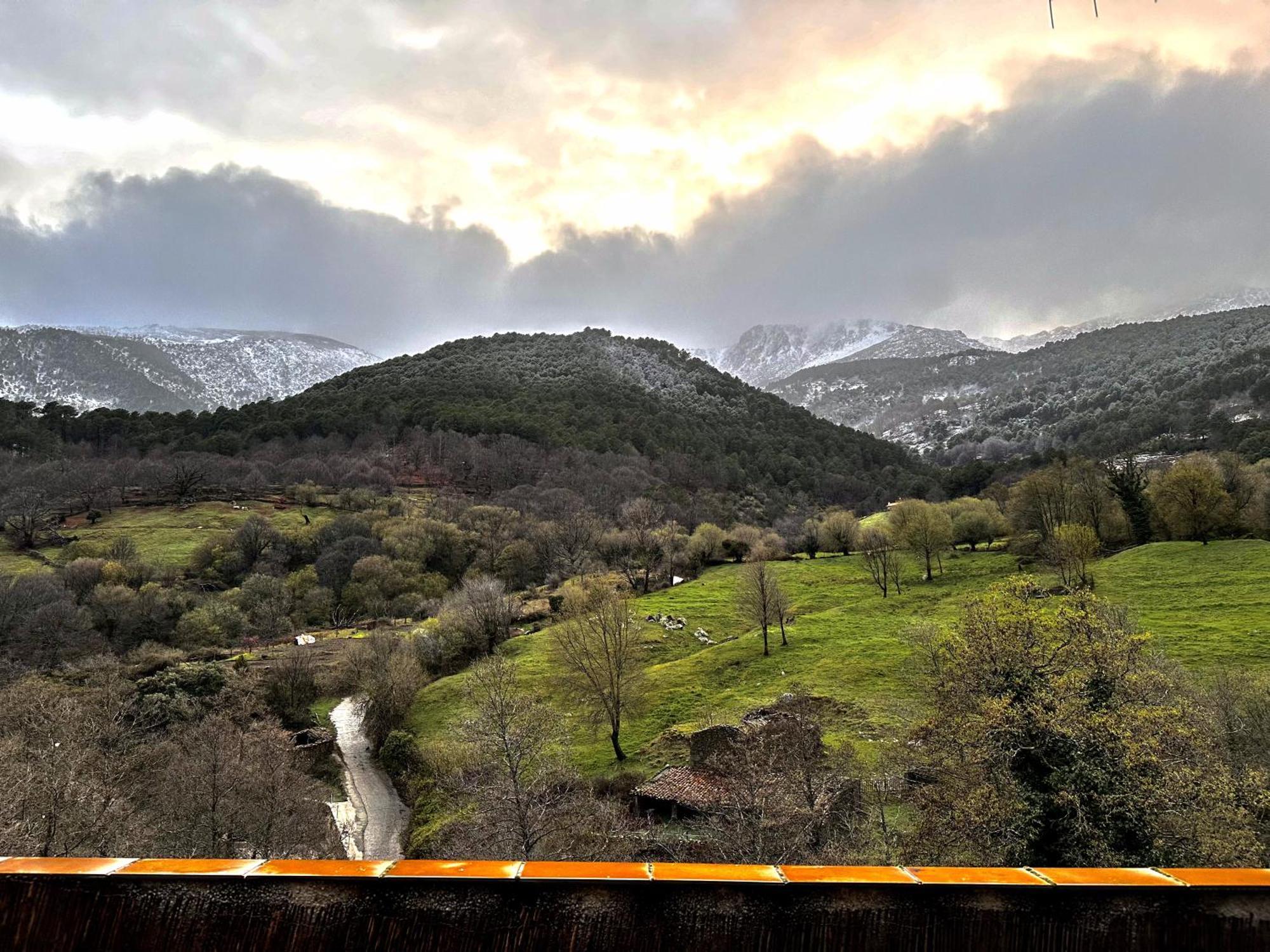 Gredos Starlight House Apartment Mijares  Luaran gambar